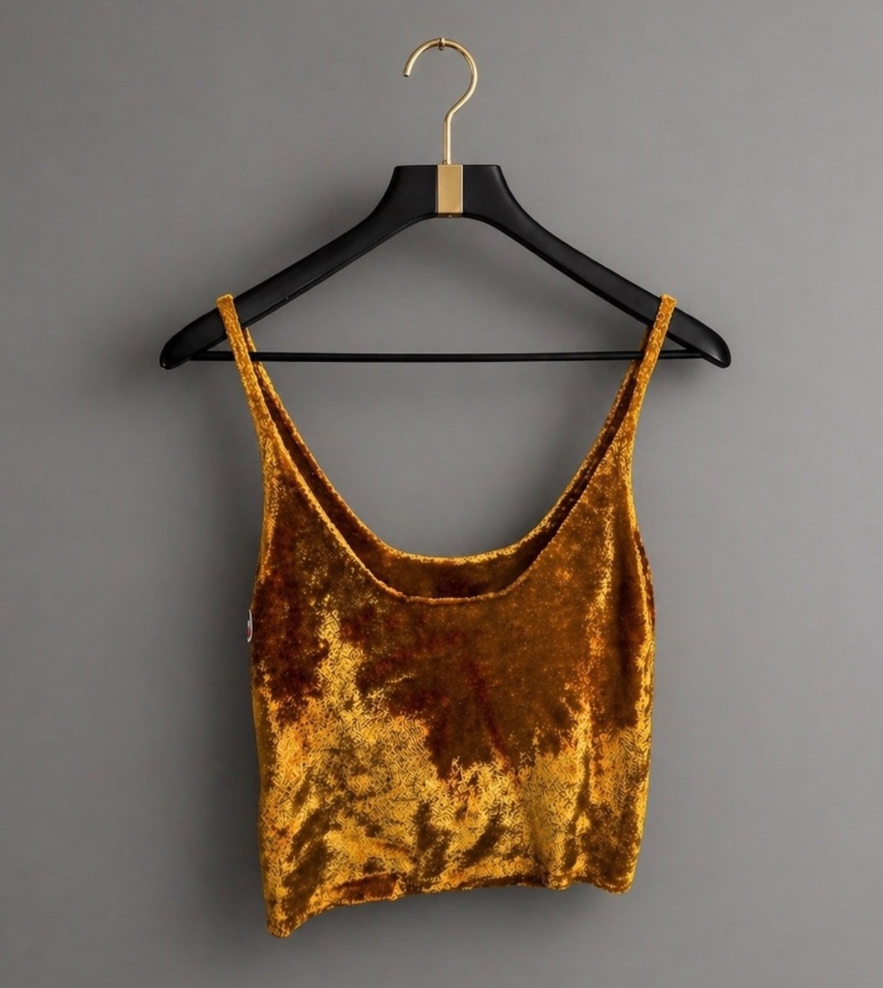 Nwot: Vince Panne Camisole Top In Gold Velvet Size M